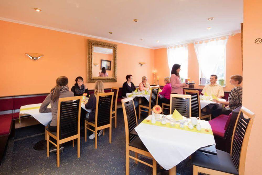 Mühlhausen Hotel An Der Stadtmauer מראה חיצוני תמונה